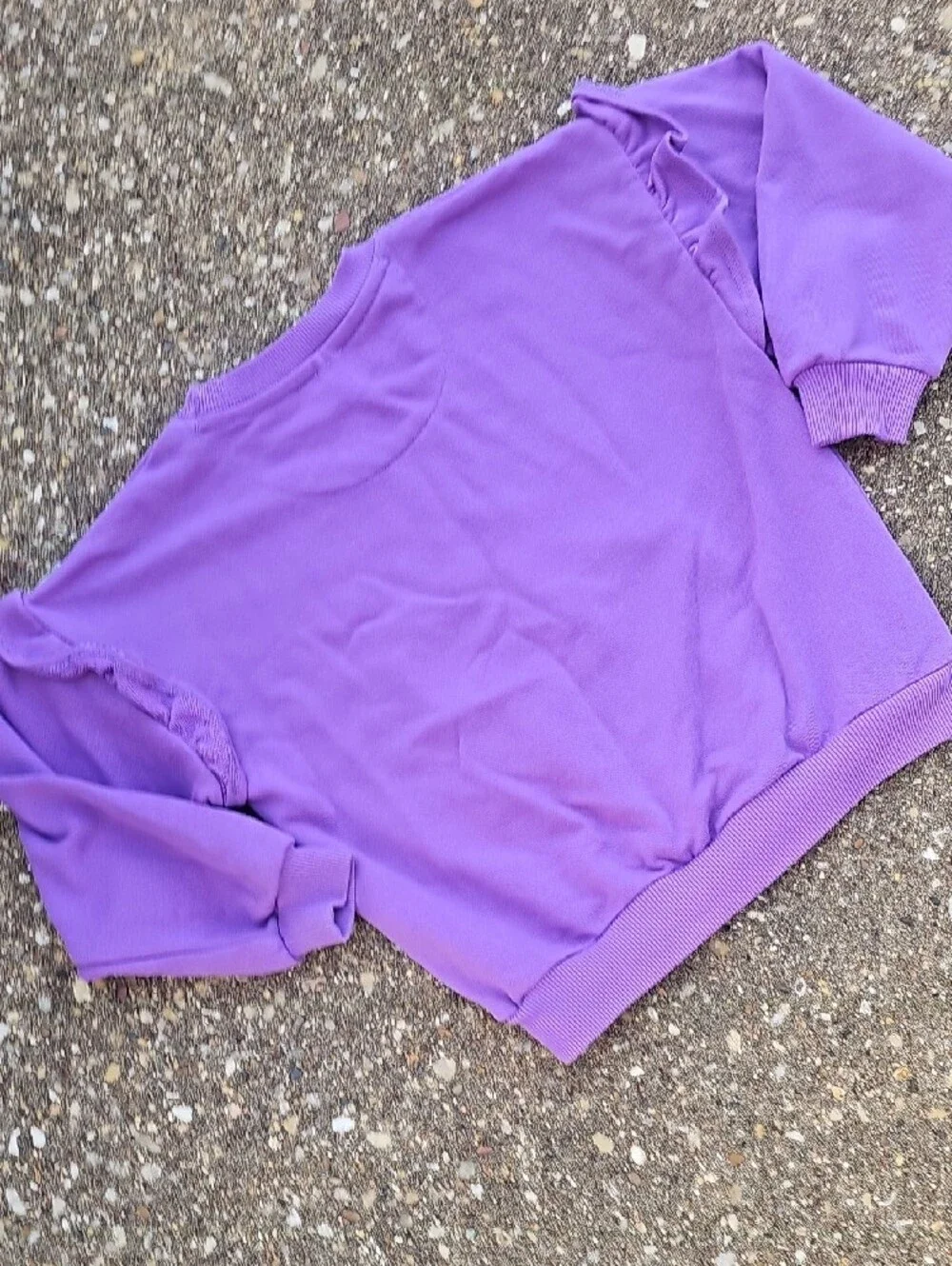 Nike Vivid Purple Ruffle-Sleeve Crewneck Sweatshirt with Pink Logo Girls 6